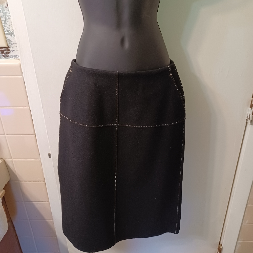J CREW Pencil Skirt Wool Blend Skirt With Tan Top Stitch- Size 4
